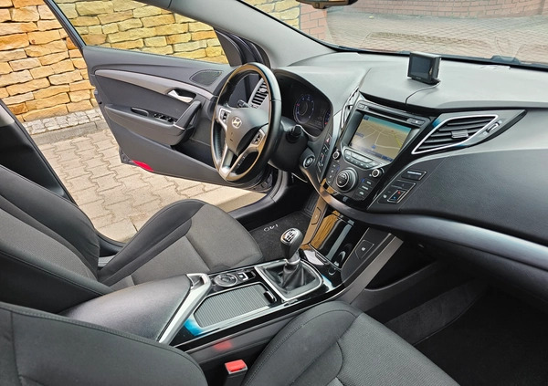 Hyundai i40 cena 40400 przebieg: 188000, rok produkcji 2015 z Ciechanowiec małe 781